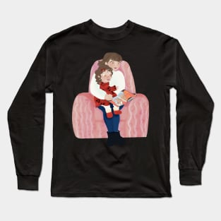 Mother and Daughter Reading books Long Sleeve T-Shirt